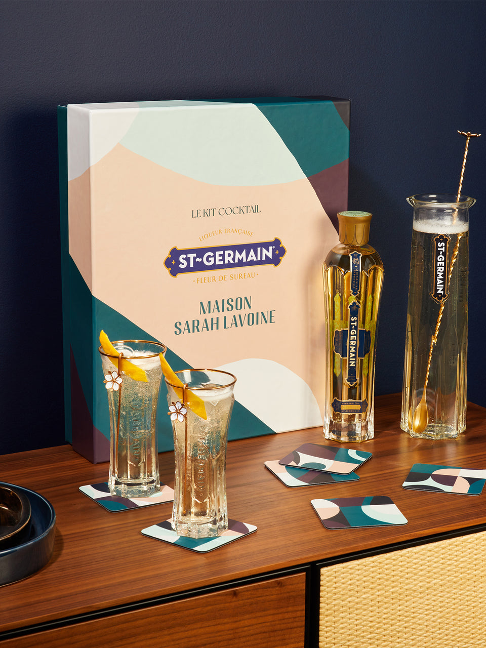 Maison Sarah Lavoine x St-Germain® : un coffret exclusif pour célébrer l'art de recevoir