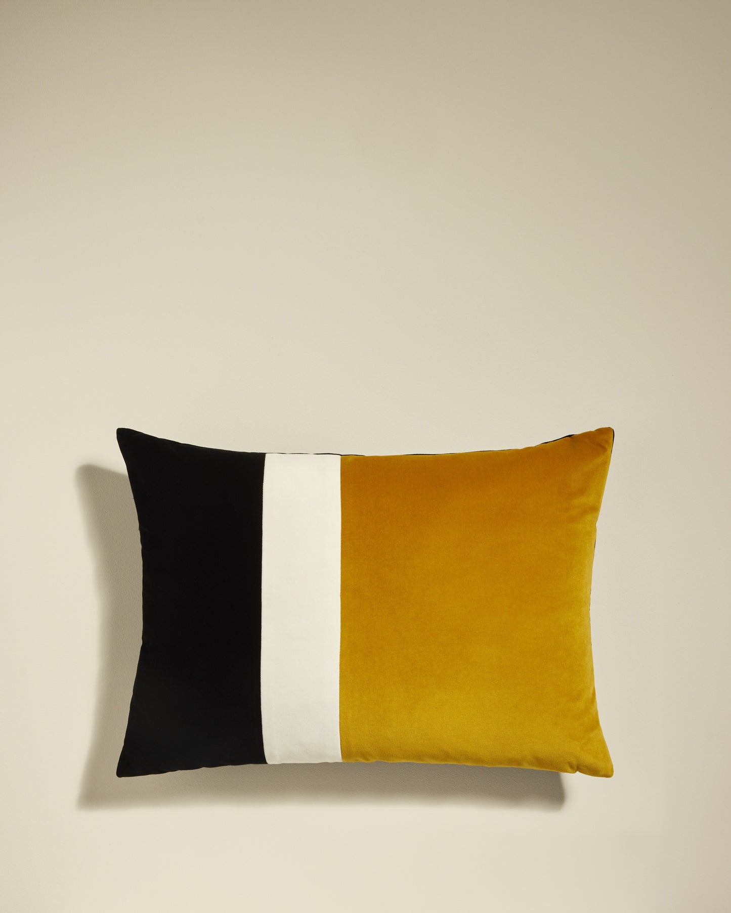 Sicilia Cushion - Ochre