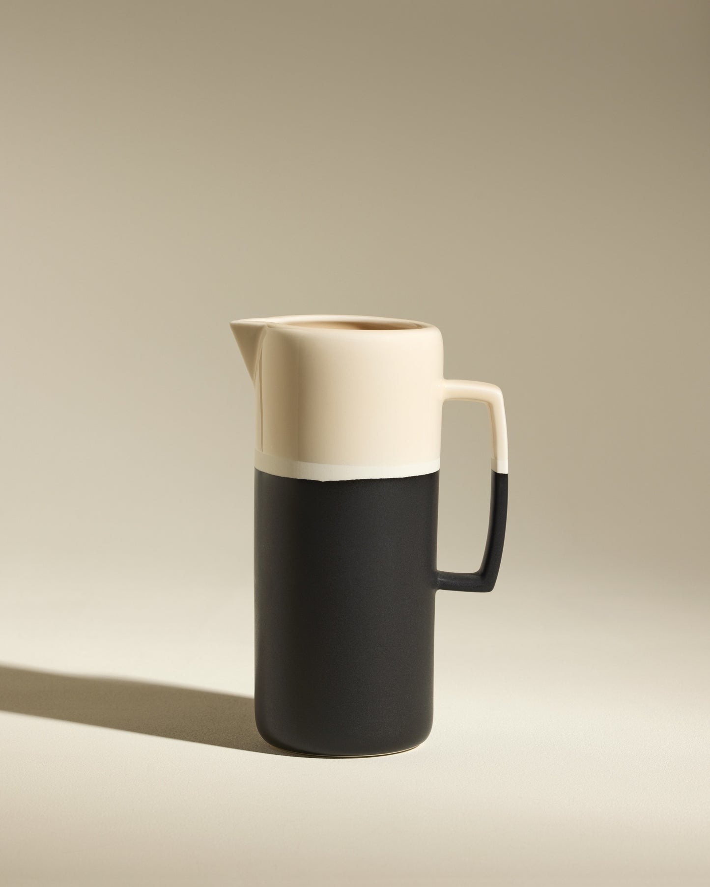 Sicilia Pitcher - Ecru