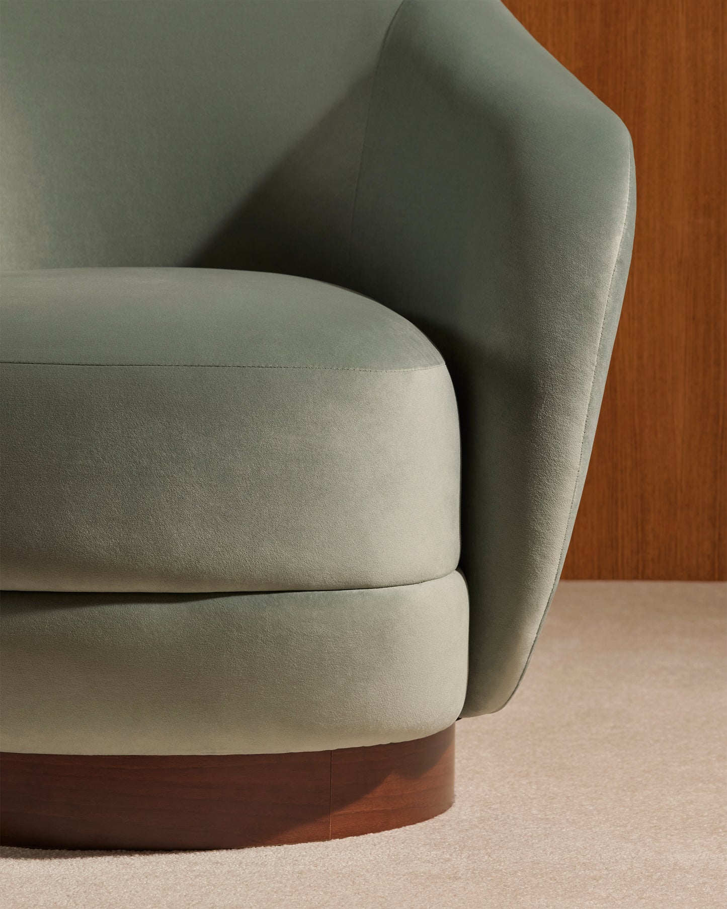 Bozzolo armchair - Linden shoot