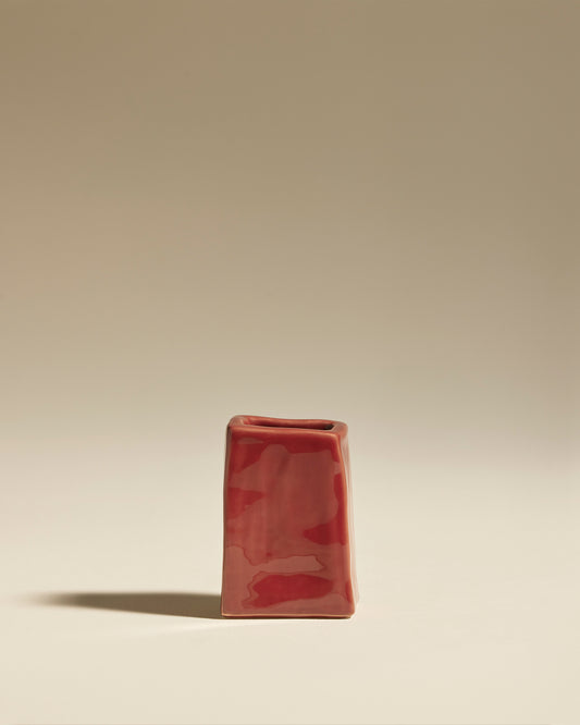 Nomad Vase - Carmine