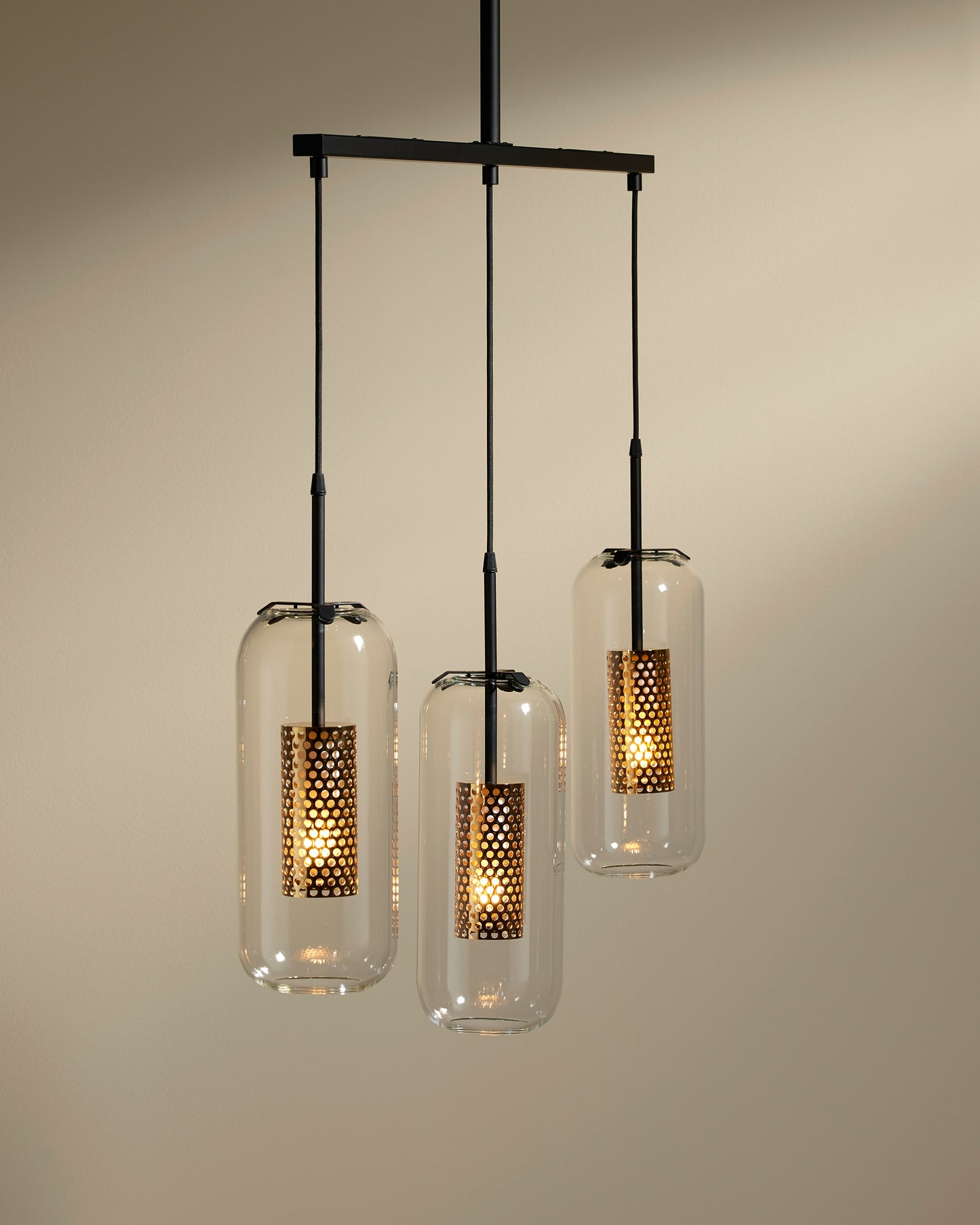 Vadim Chandelier - Black